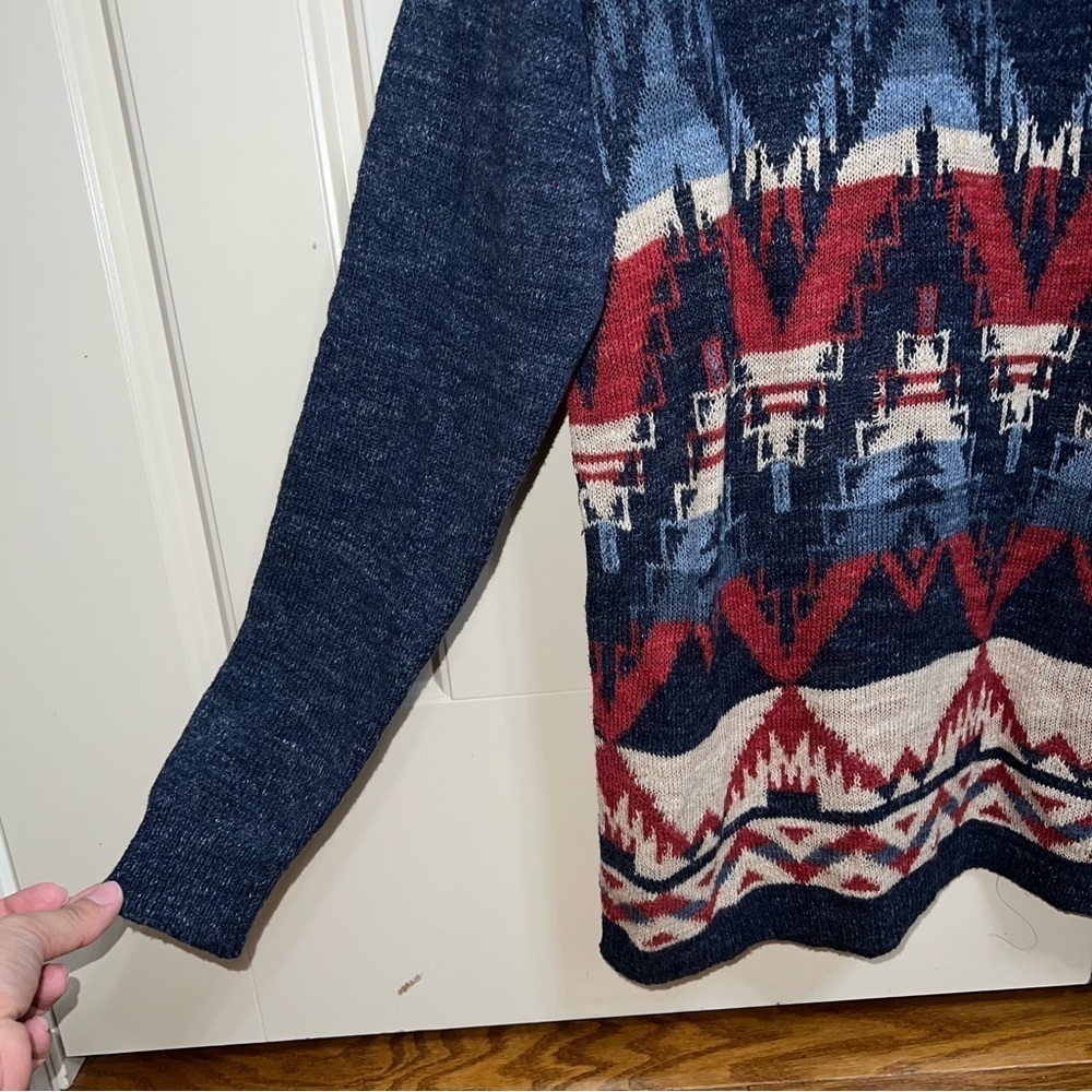 NWT Chaps Red and Blue Southwestern Tribal Long Sleeve Crew Neck Pullover Size M - Picture 5 of 11